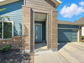 2216  Redwing Drive , Denton Texas 76205