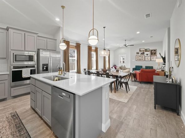 2216  Redwing Drive , Denton Texas 76205