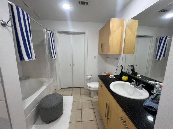 4605  Cedar Springs Road  205, Dallas Texas 75219