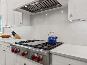 5639 W Amherst Avenue , Dallas Texas 75209