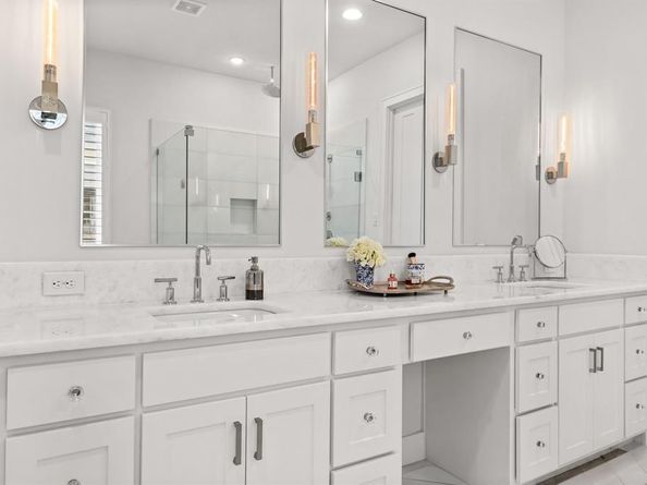 5639 W Amherst Avenue , Dallas Texas 75209