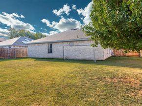 2811  Monthaven Drive , Arlington Texas 76001