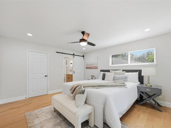 9778  Twin Creek Drive , Dallas Texas 75228