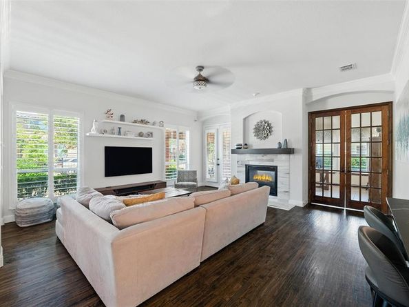1628  Camino Lago  , Irving Texas 75039