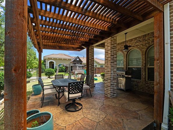 1628  Camino Lago  , Irving Texas 75039