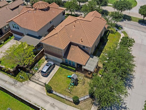1628  Camino Lago  , Irving Texas 75039