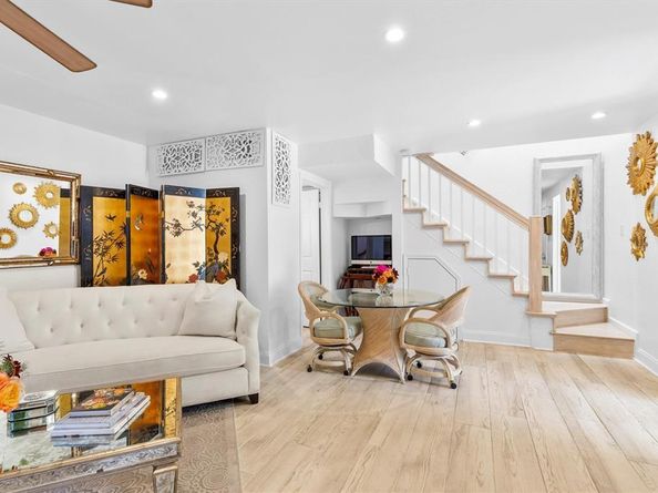 5200  Martel Avenue  32B, Dallas Texas 75206