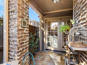 5200  Martel Avenue  32B, Dallas Texas 75206