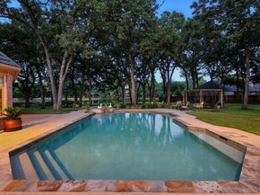 5009  Deerwood Park Drive , Arlington Texas 76017