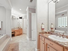 5009  Deerwood Park Drive , Arlington Texas 76017