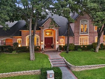 5009  Deerwood Park Drive 