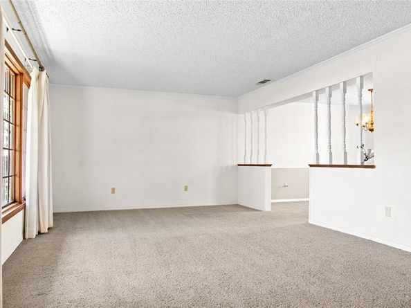 180  Highview Drive , Double Oak Texas 75077