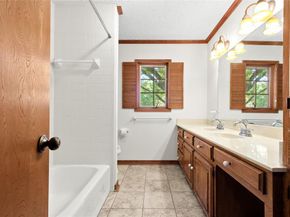 180  Highview Drive , Double Oak Texas 75077