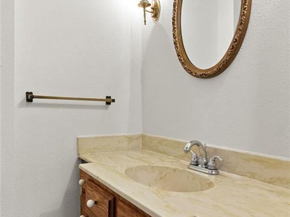 180  Highview Drive , Double Oak Texas 75077