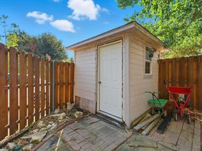 1112  Heather Lane , Carrollton Texas 75010