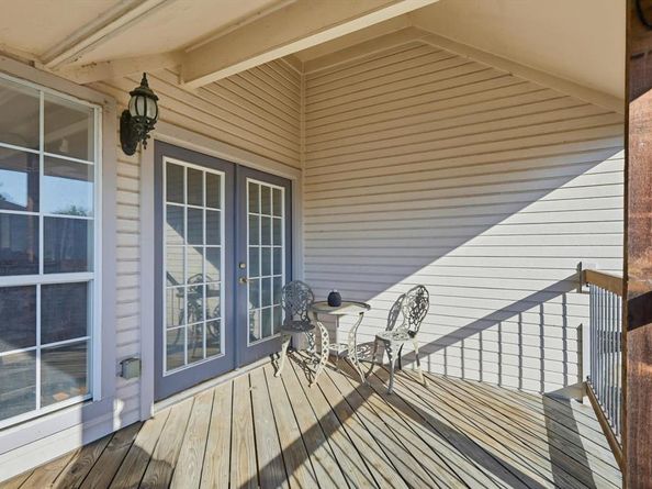 1112  Heather Lane , Carrollton Texas 75010