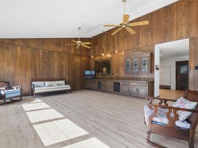 112  Virginia Lane , Arlington Texas 76010