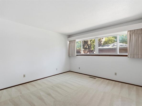 112  Virginia Lane , Arlington Texas 76010