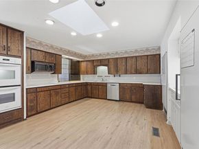 112  Virginia Lane , Arlington Texas 76010