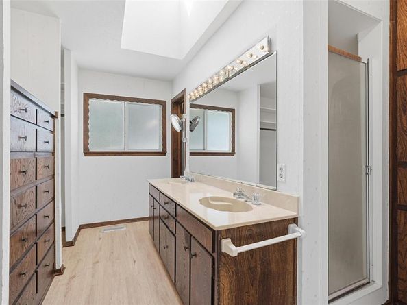 112  Virginia Lane , Arlington Texas 76010