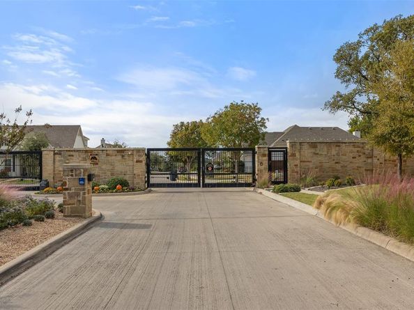 510  Sheer Bliss Lane , Fort Worth Texas 76114