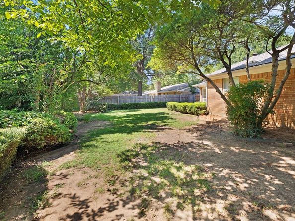 1506  Ridgeview Drive , Arlington Texas 76012