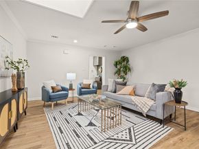 1506  Ridgeview Drive , Arlington Texas 76012