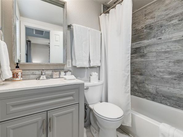 5963  Ross Avenue  103, Dallas Texas 75206
