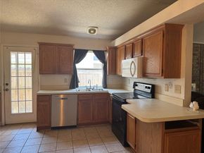 900  Cornfield Drive , Arlington Texas 76017