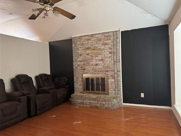 900  Cornfield Drive , Arlington Texas 76017
