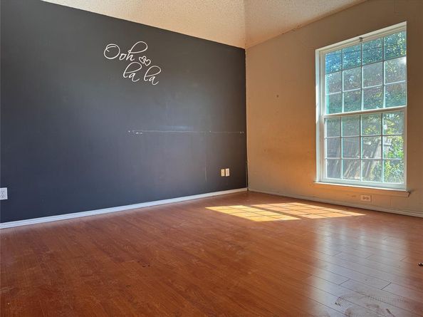 900  Cornfield Drive , Arlington Texas 76017