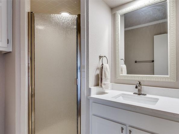 2714  Ripplesprings Court , Arlington Texas 76016