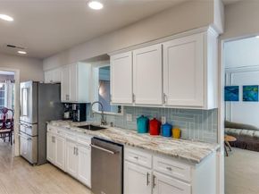 2714  Ripplesprings Court , Arlington Texas 76016