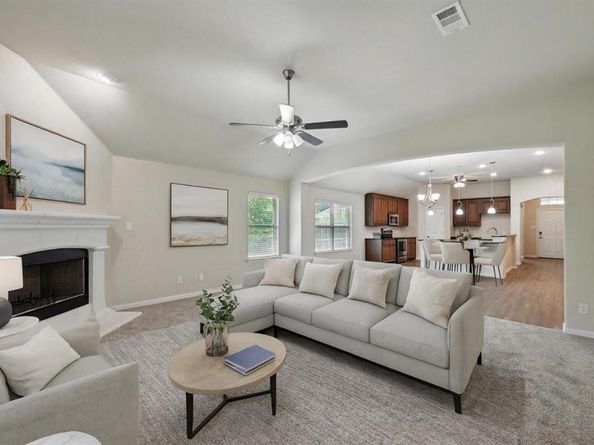 512  Hidden Springs Trail , Azle Texas 76020