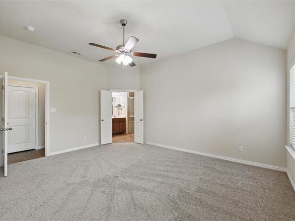 512  Hidden Springs Trail , Azle Texas 76020