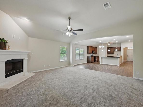 512  Hidden Springs Trail , Azle Texas 76020