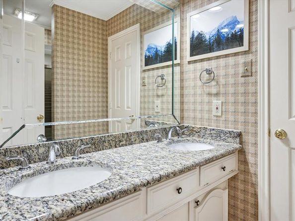 4302  Brooktree Lane , Dallas Texas 75287