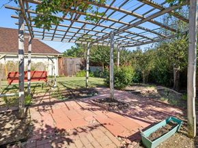 4302  Brooktree Lane , Dallas Texas 75287