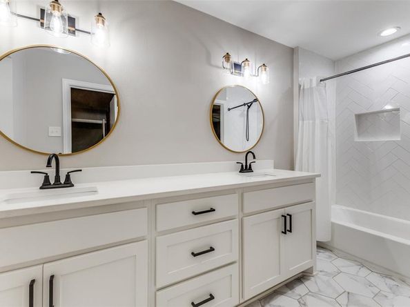 5208  Elkridge Drive , Dallas Texas 75227