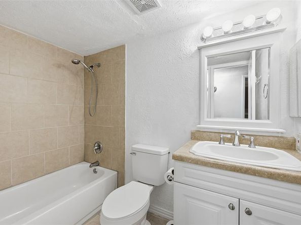 6909  Greenspring Drive , Arlington Texas 76016