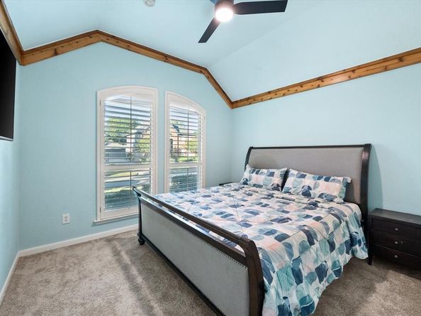 1002  Muirfield Drive , Mansfield Texas 76063