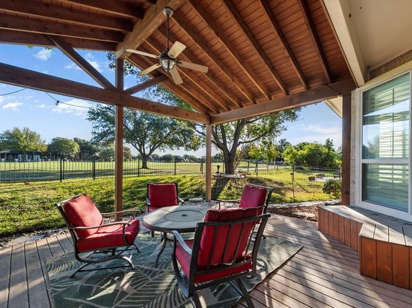 1002  Muirfield Drive , Mansfield Texas 76063