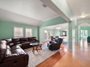 1002  Muirfield Drive , Mansfield Texas 76063