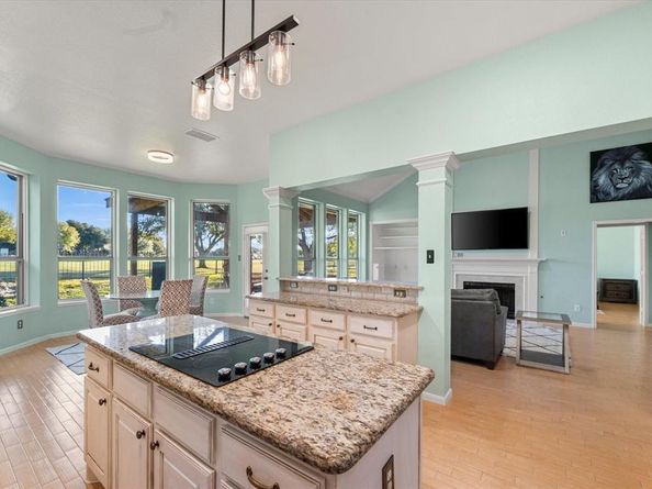 1002  Muirfield Drive , Mansfield Texas 76063