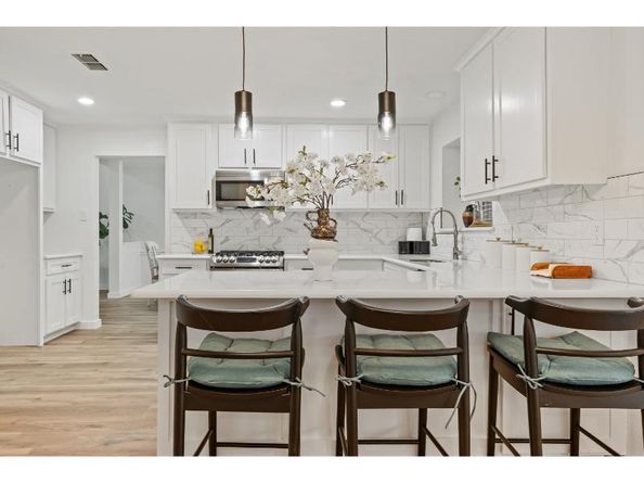 4364  Carolina Street , Grand Prairie Texas 75052