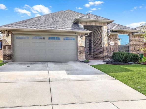 3940  Hollow Lake Road , Fort Worth Texas 76262