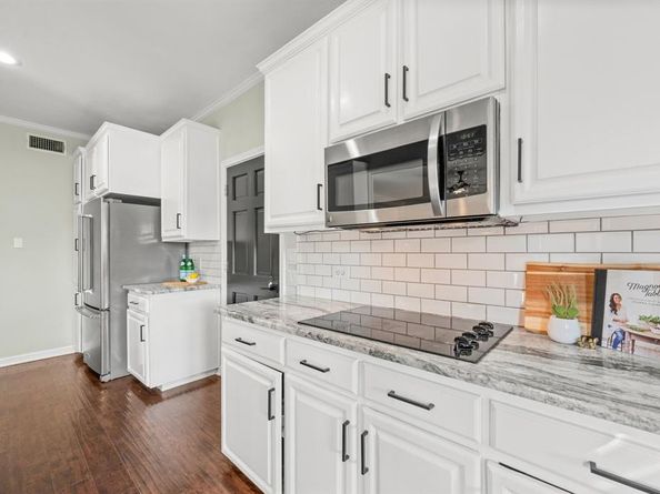 3228  Oakdale Drive , Hurst Texas 76054