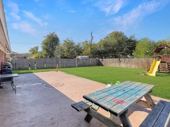 428 S Las Vegas Trail , White Settlement Texas 76108