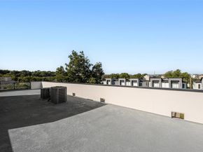 1123  Muncie  , Dallas Texas 75212