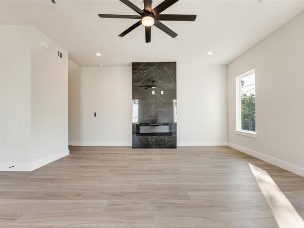 1123  Muncie  , Dallas Texas 75212